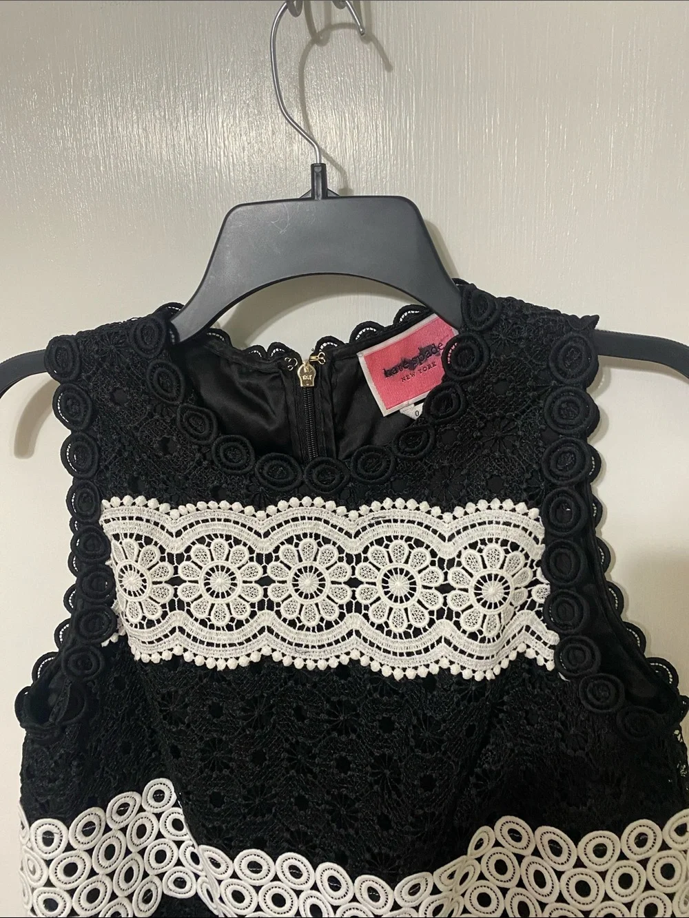 kate spade Black and White Lace Sleeveless Shift Dress